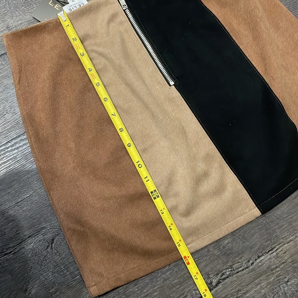 Mini skirt - Le Lis with FREE top - Picture 6 of 8